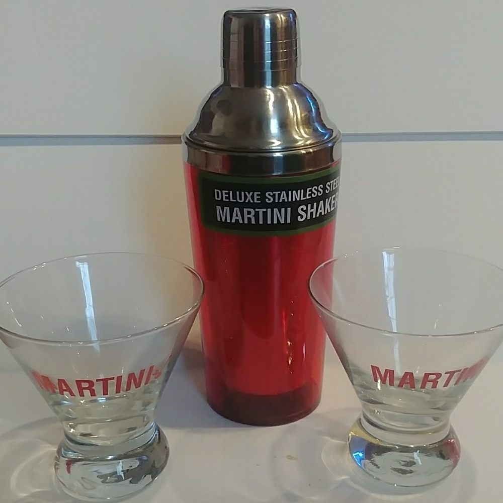 Deluxe stainless steer martini shaker.